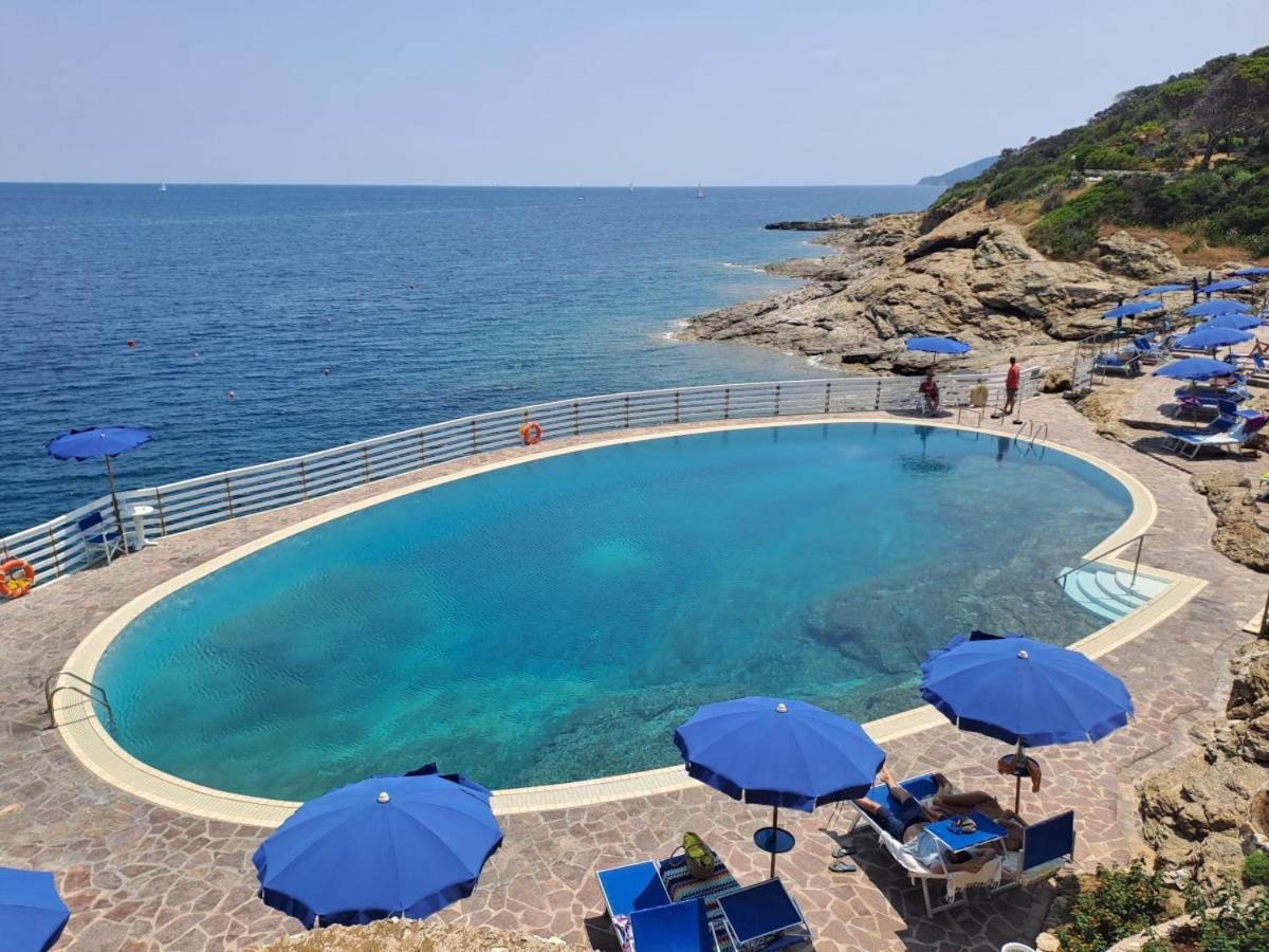 Capo D'Arco - Goelba Lejlighed Rio Marina Eksteriør billede